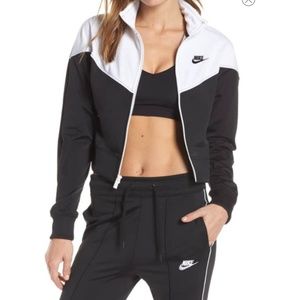 NIKE HERITAGE JACKET